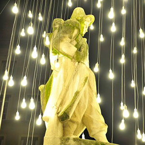 Scénographie-Lyon-Fête des lumière-Statue sergent blandan